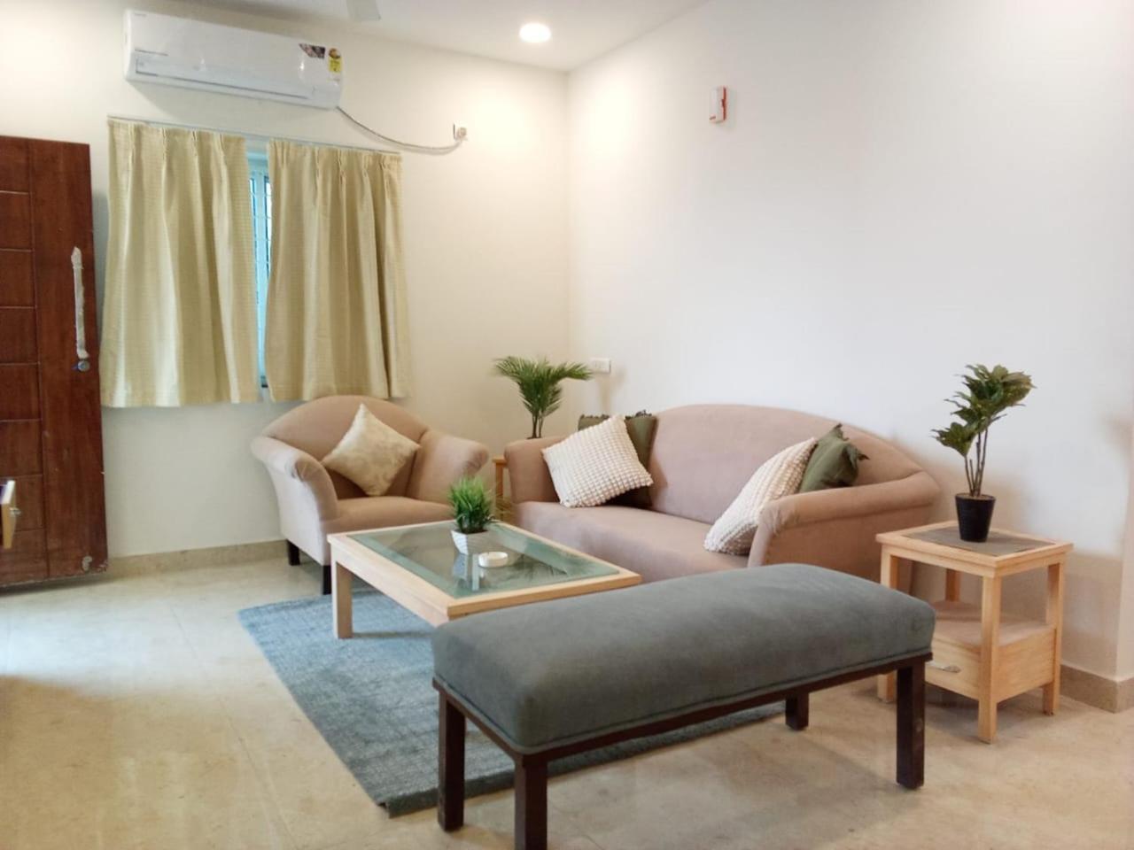 Enkay Service Apartments Kondapur  Екстериор снимка